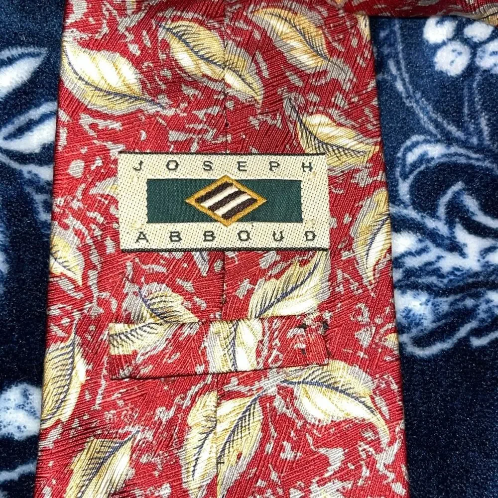 JOSEPH ABBOUD Made in Italy Men's 100% Silk Tie